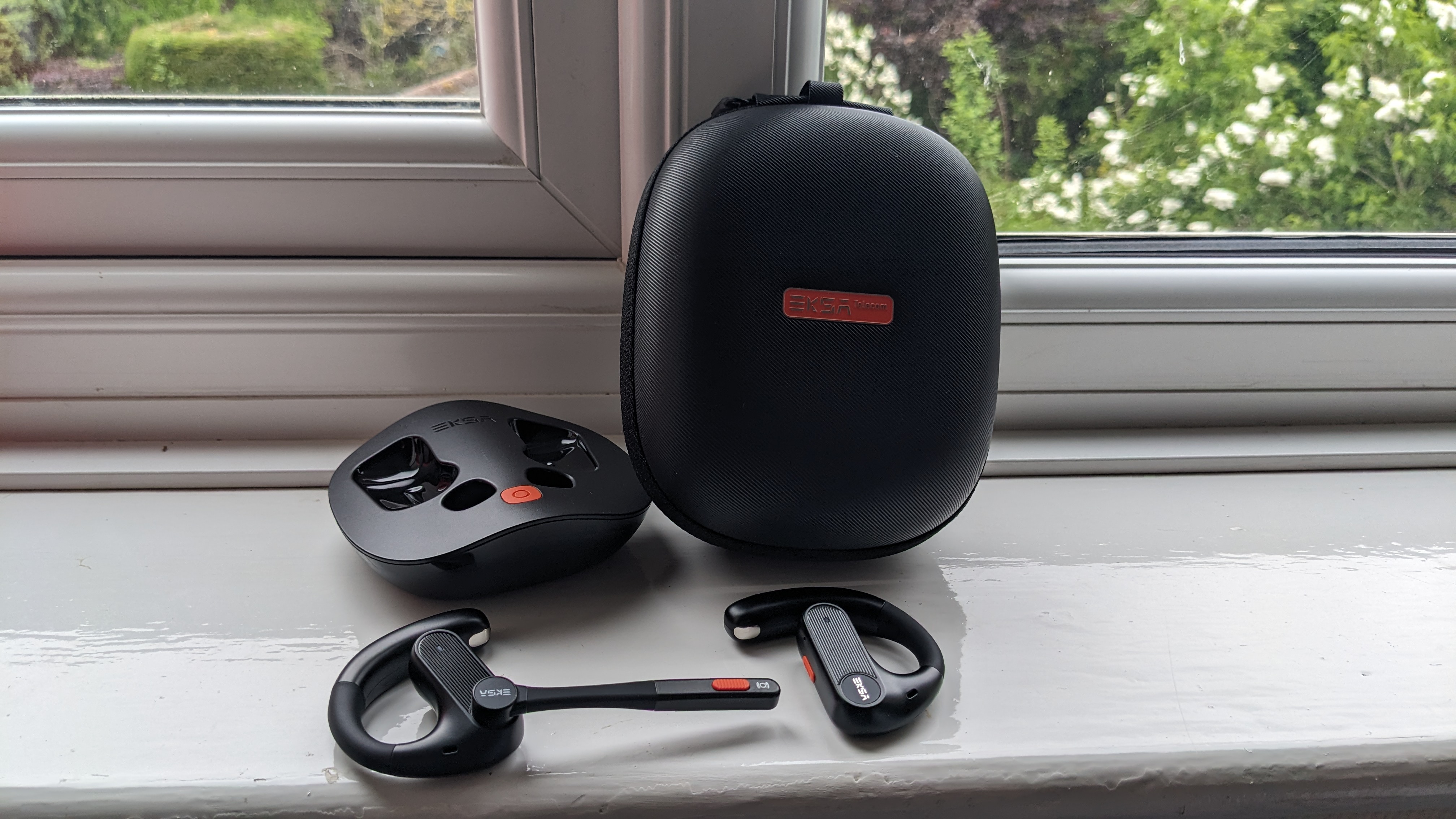 EKSA S30 wireless headset during our review