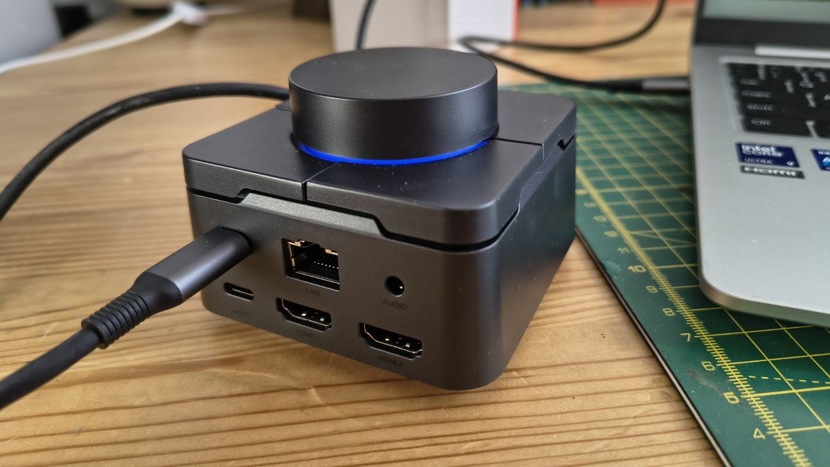TobenONE UDS060 11-in-1 USB-C Docking Station