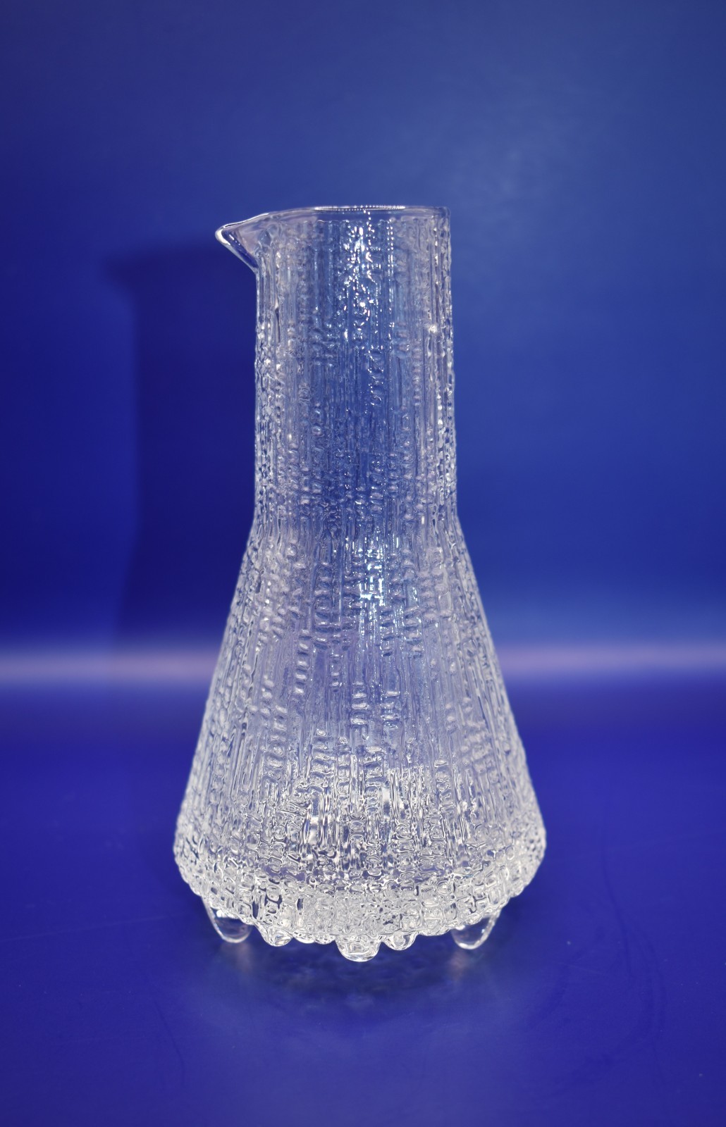 Iittala Ultima Thule Glass Carafe by Tapio Wirkkala. Height 15cm 200ml Capacity