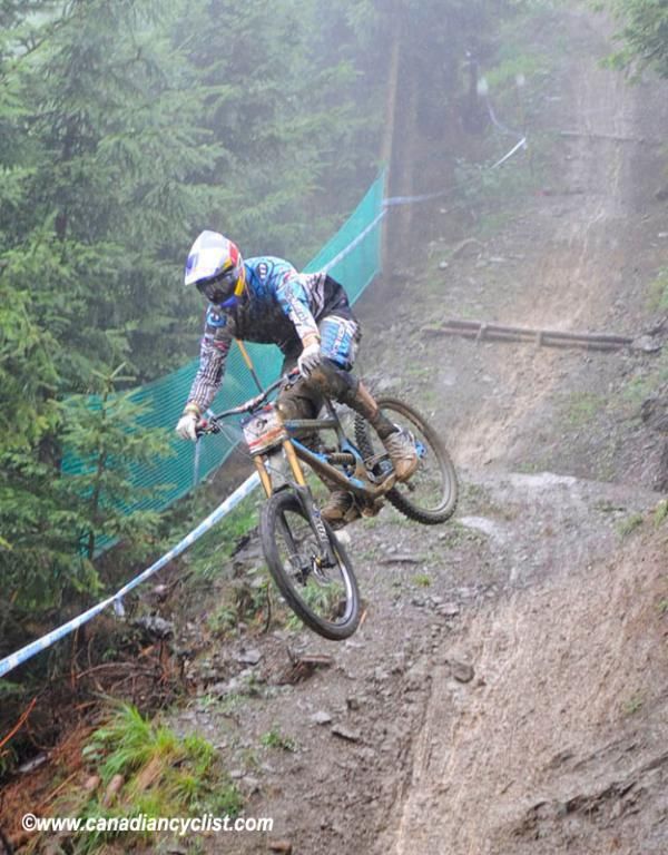 Gee Atherton (Commencal)