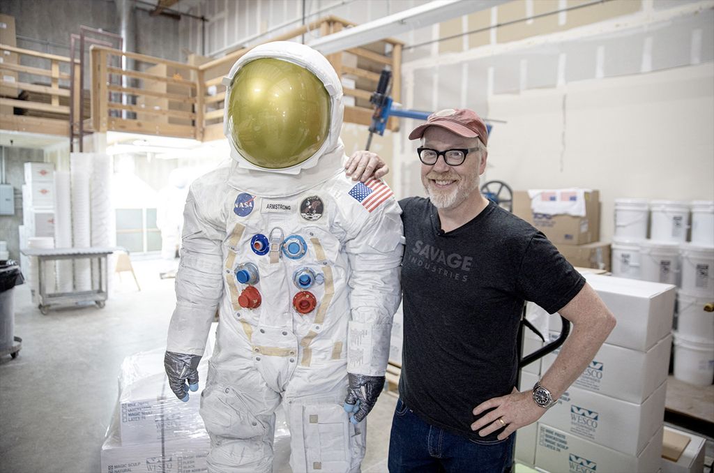 Adam Savage to Build Full-Scale Replica of Apollo Spacecraft Hatch for Smithsonian