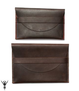 Protect your iPad in style with this gorgeous leather pouch