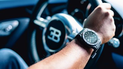 Bugatti Carbone Limited Edition smartwatch