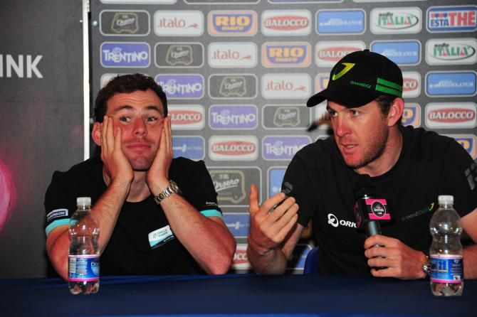 Mark Cavendish and Matt Goss speak to the press in Naples
