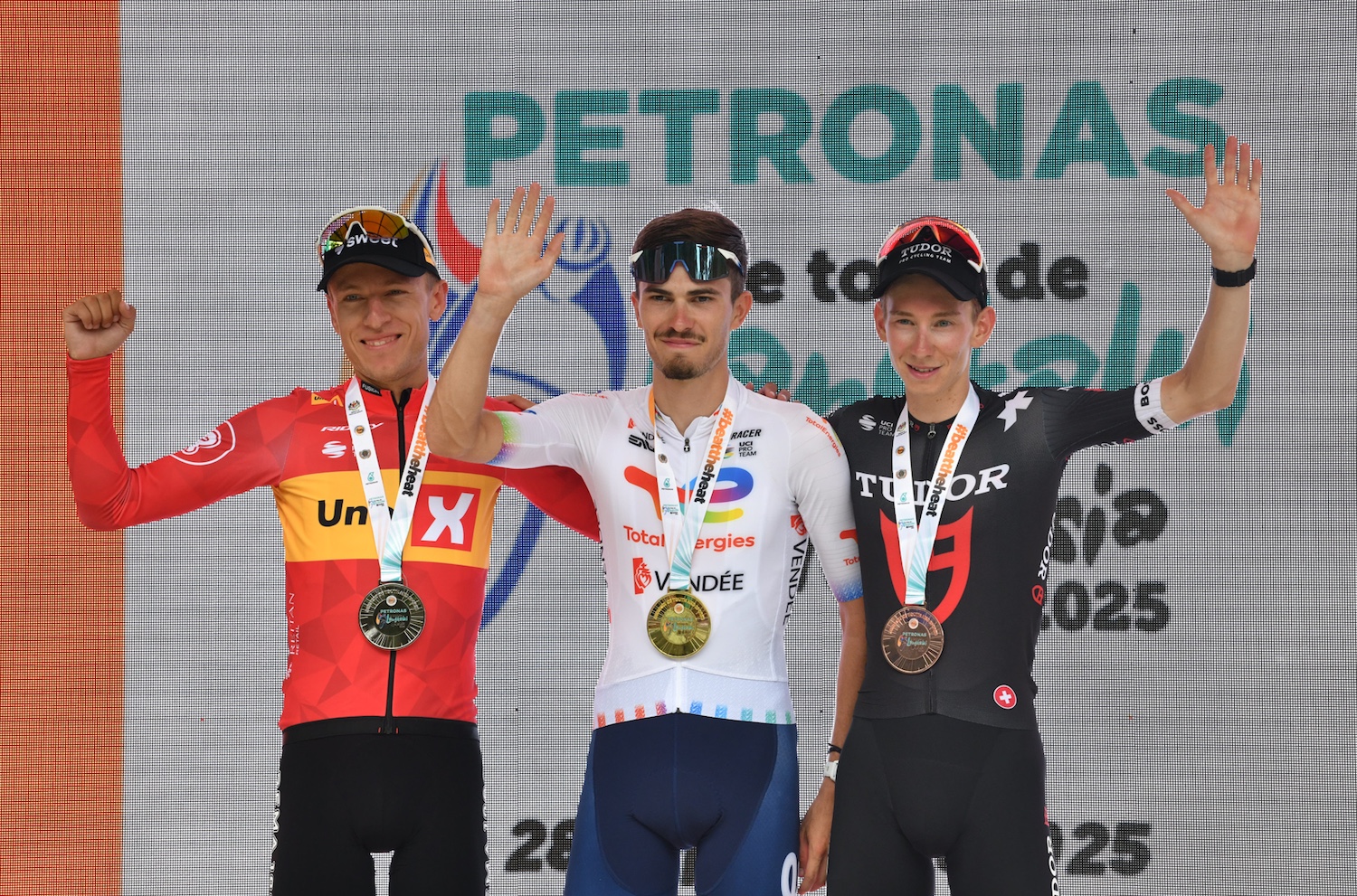 'Ready to fight' – How nine intermediate sprints could decide an unusually close Tour de Langkawi 