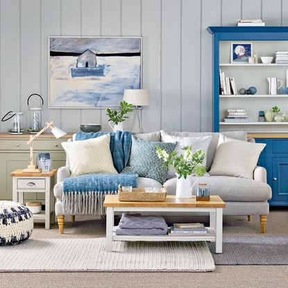 24 coastal living room ideas for a stylish beach-themed look | Ideal Home