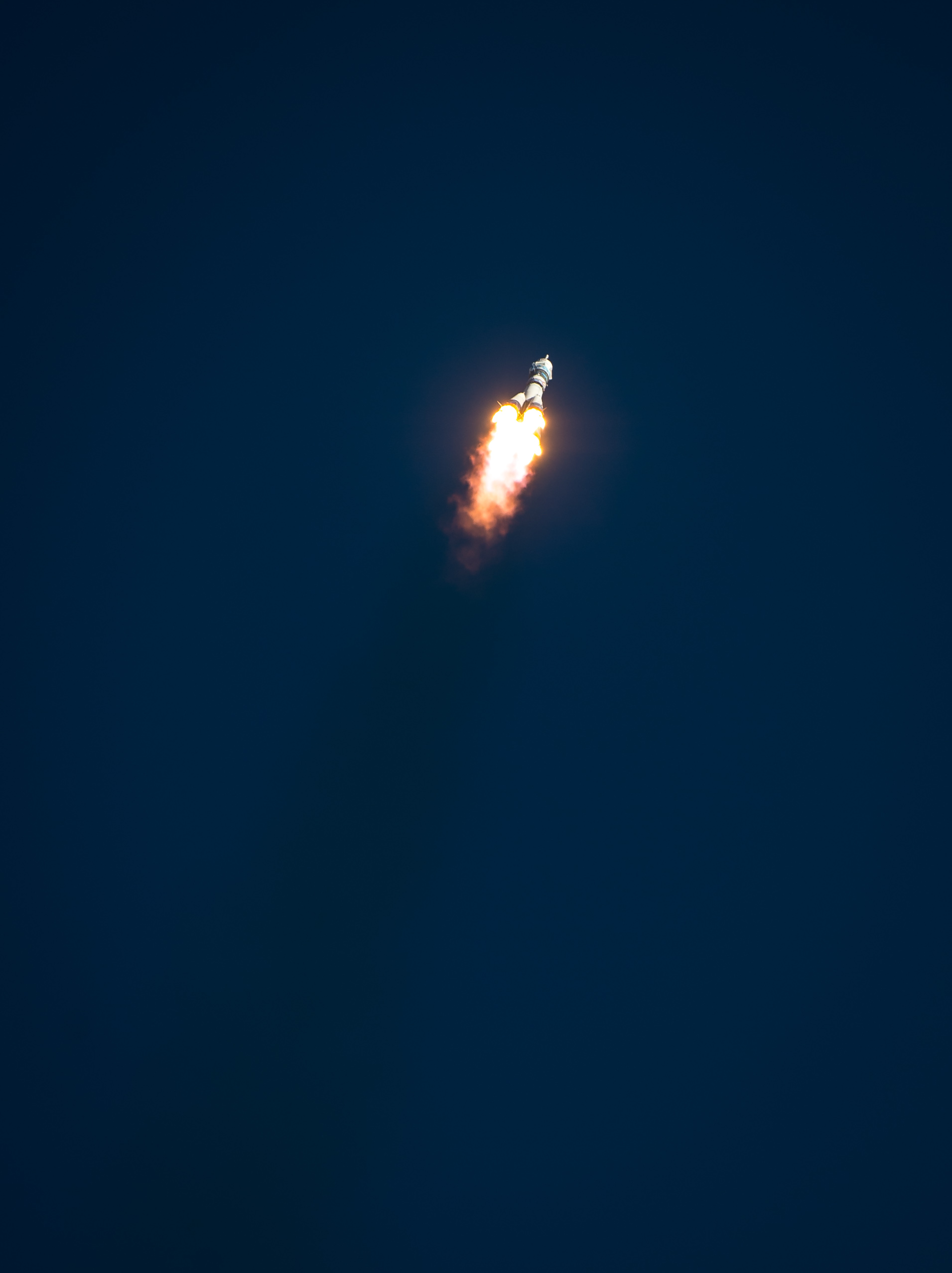Soyuz TMA-11M Rocket Blazes
