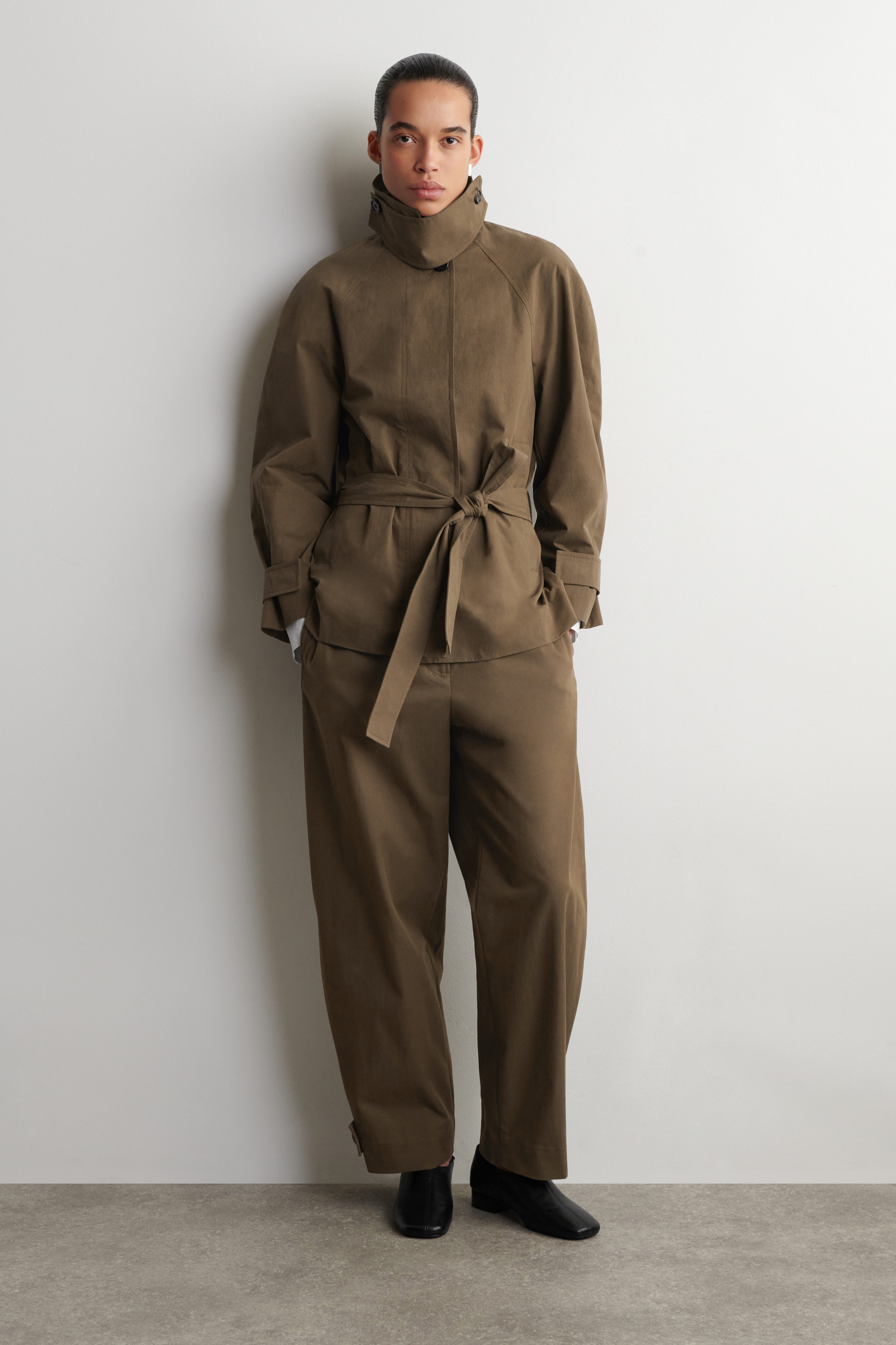 Belted cotton short trench jacket