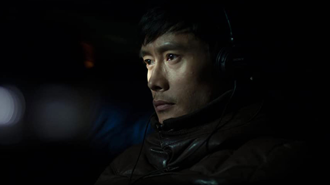 Byung-hun Lee in I Saw the Devil