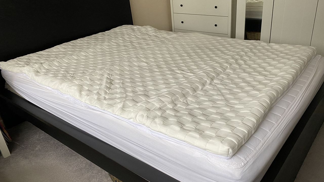 The Levitex Gravity Defying mattress topper first unrolled on the bed