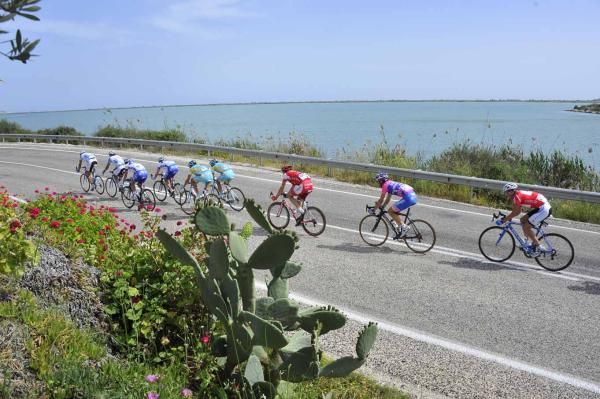 Astana and FDJ helped Team Type 1 drive the front group.