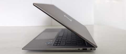 HP ZBook Firefly G9 side view