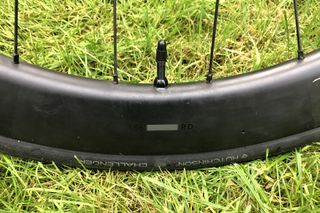 Hutchinson Challenger Tubeless Tire