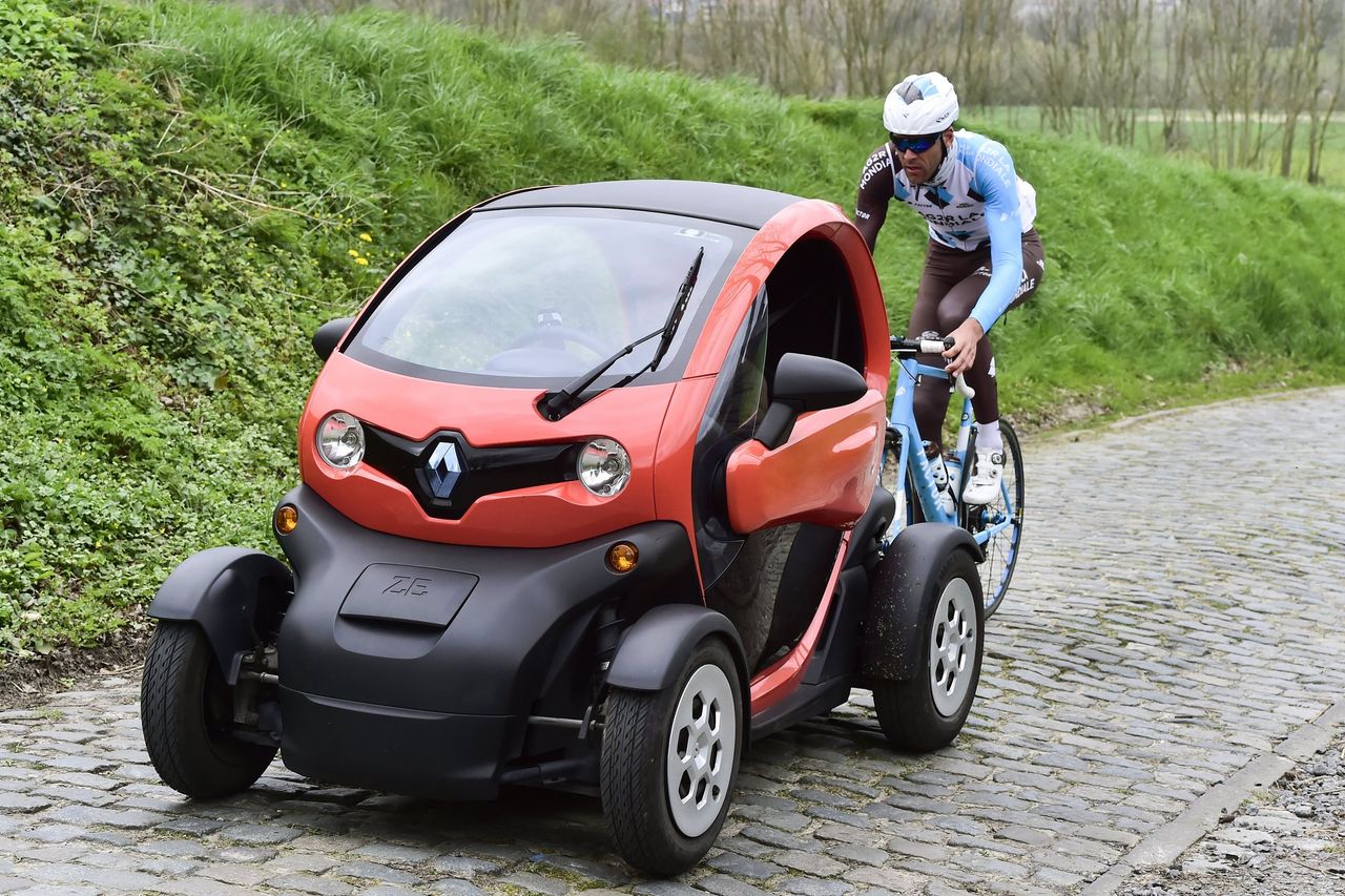 Stijn Vandenbergh and an unusual moto-pacer