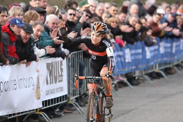 Sanne van Paassen (BrainWash) finished second.