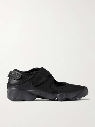 Air Rift Split-Toe Leather Sneakers