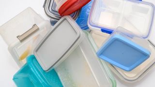 Plastic food containers