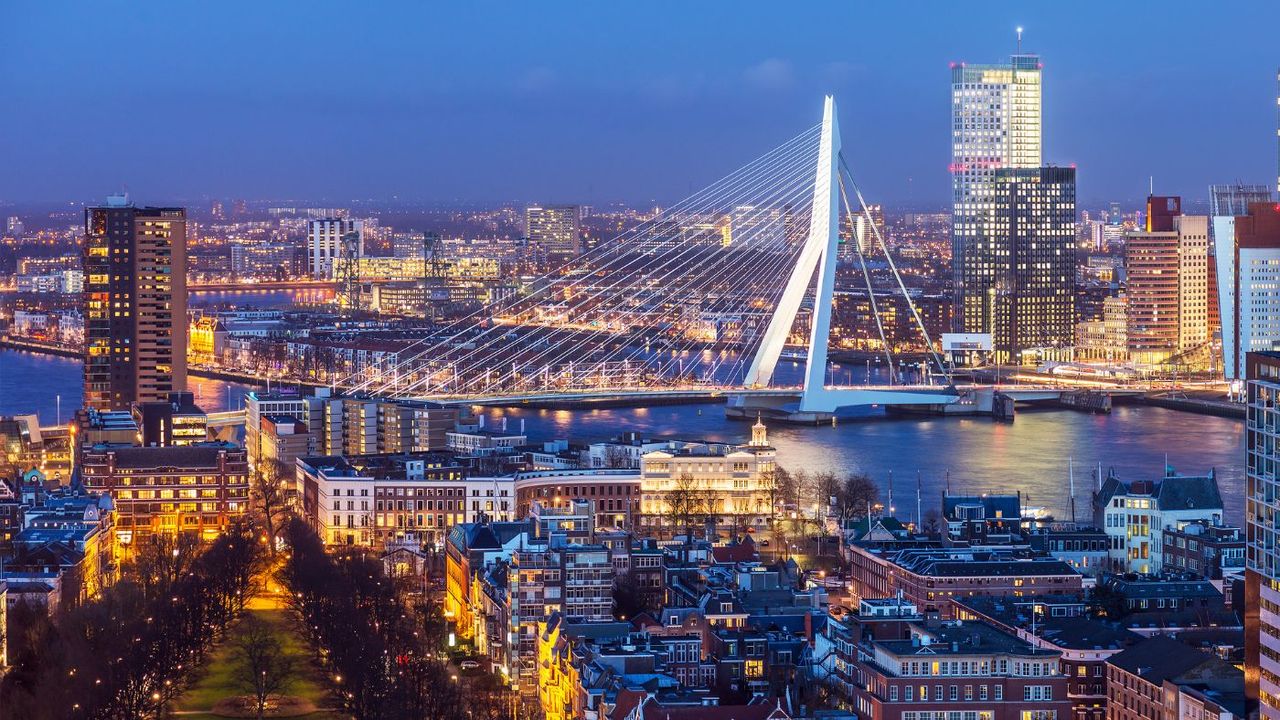 Erasmus Bridge links the northern and southern parts of Rotterdam 