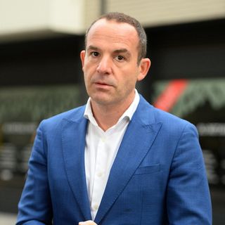 martin lewis english journalist and broadcaster
