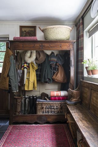 Traditional boot room idea with storage
