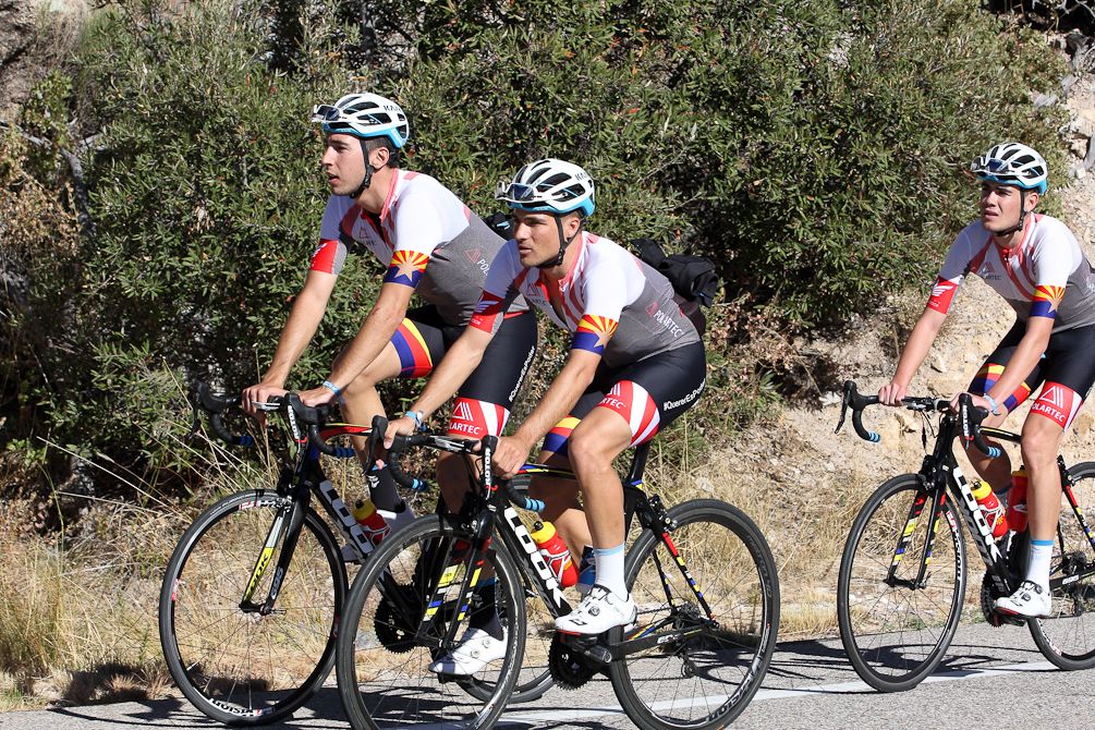 Polartec-Kometa riders on the Mt. Lemmon climb
