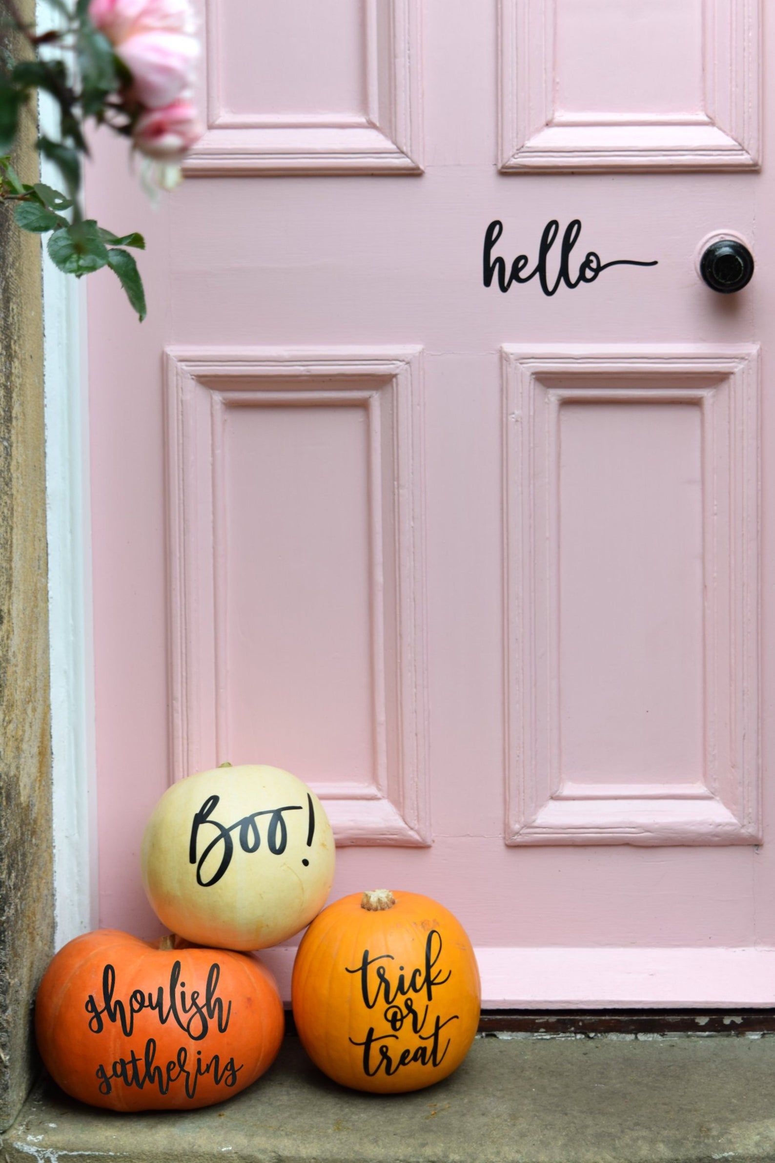 halloween decorating ideas: pumpkin stickers
