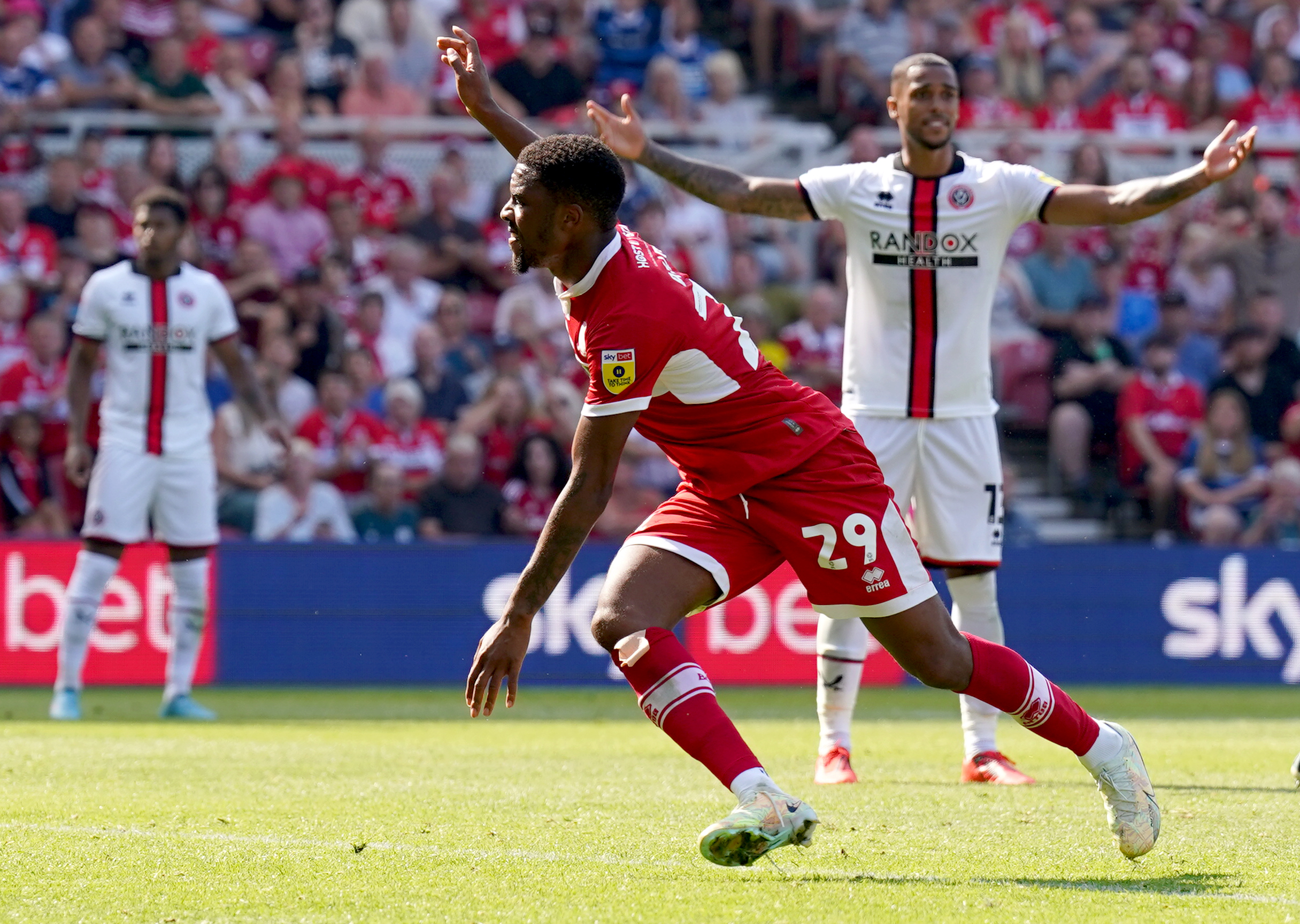 Chuba Akpom double rescues point for Middlesbrough to deny Sheffield United