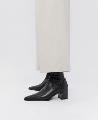 Black leather ankle boots from Vagabond