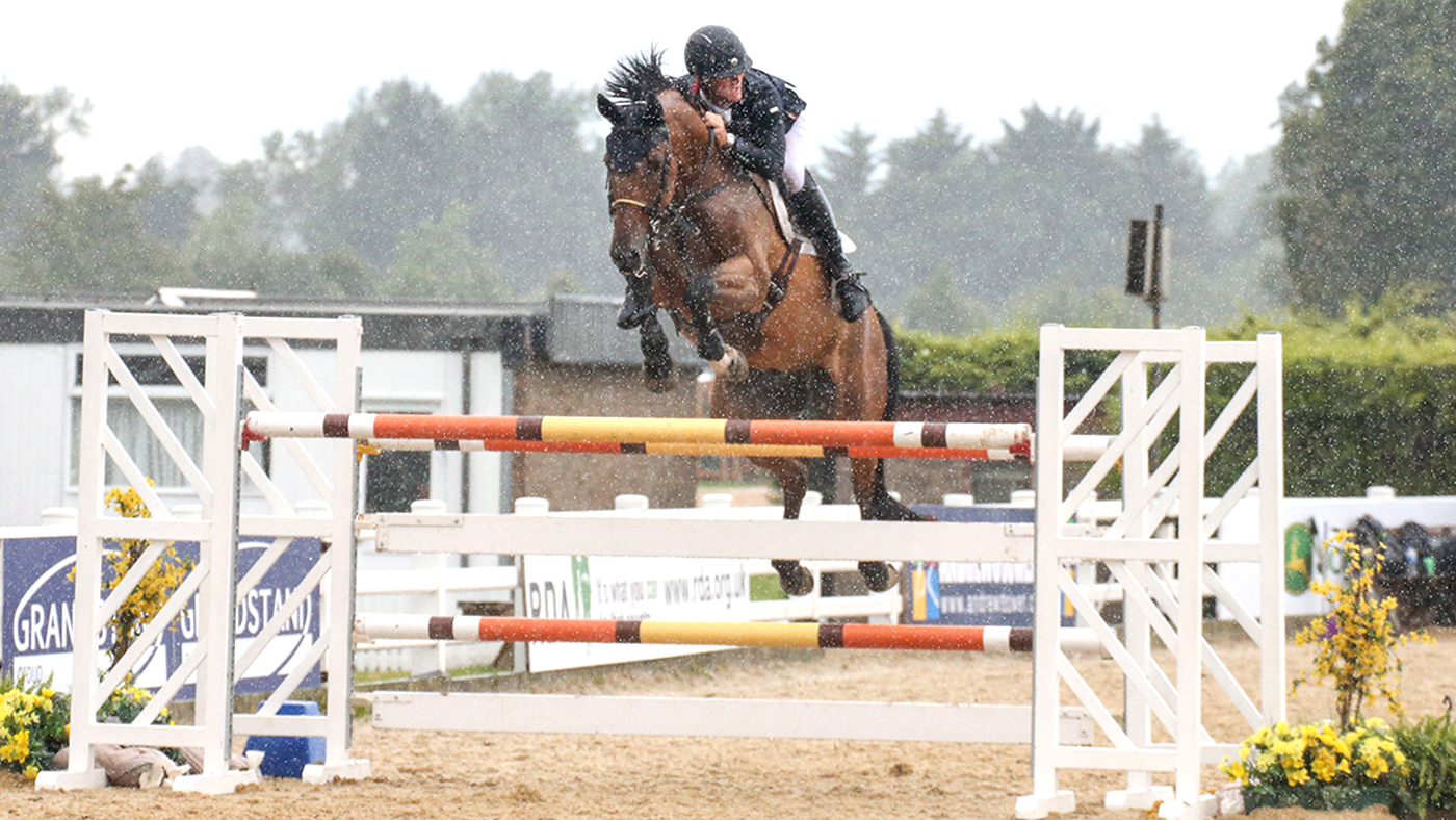 Will Fletcher the under-21 championship on Emmerton II.