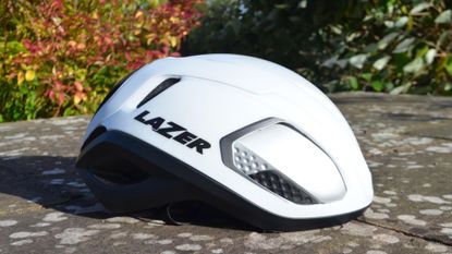 Image shows the Lazer Vento KinetiCore helmet.