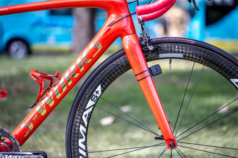 Aru rode to victory on a Corima S + wheelset