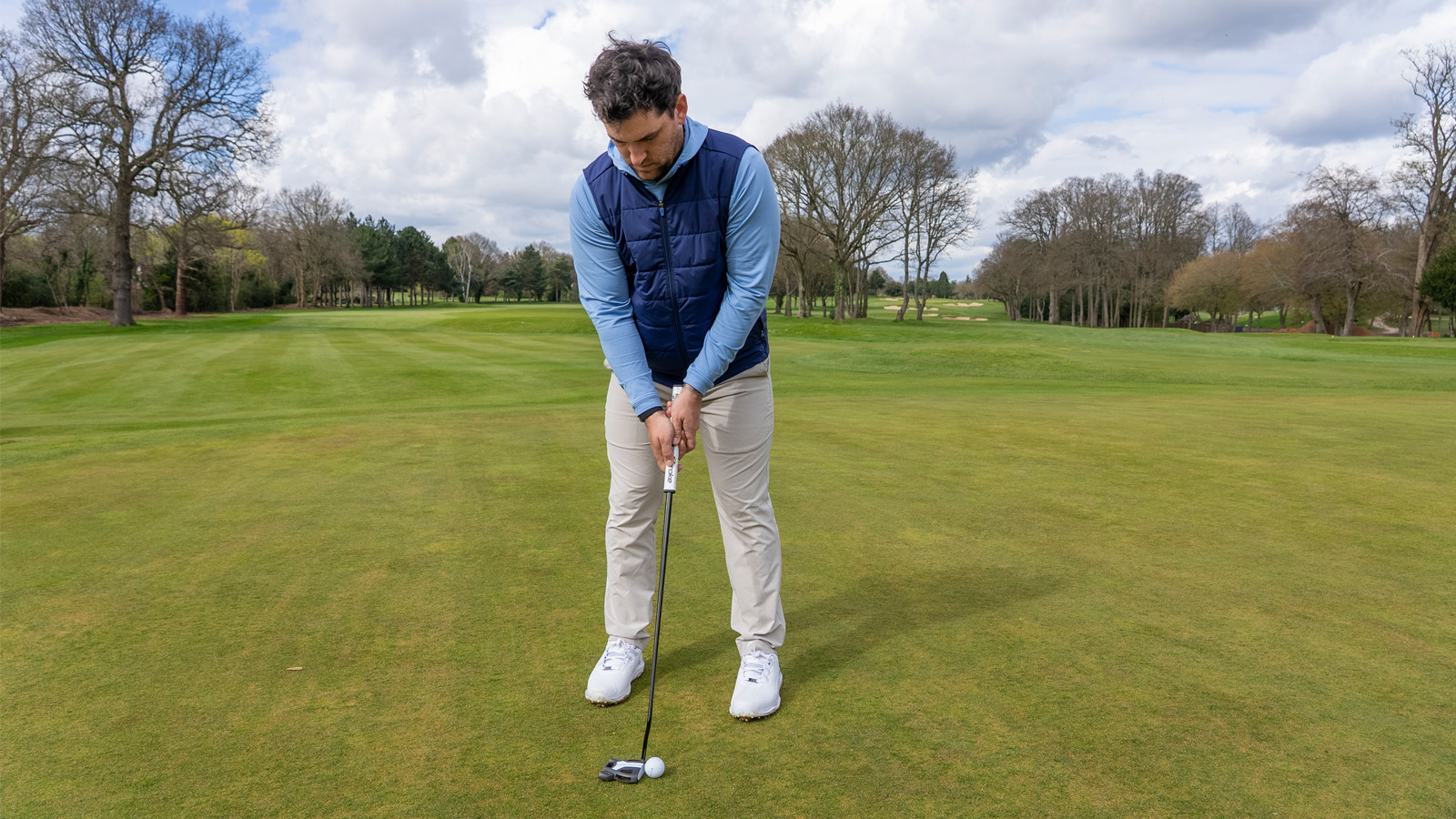 7 Clubs All Beginner Golfers Should Add To Their Bag