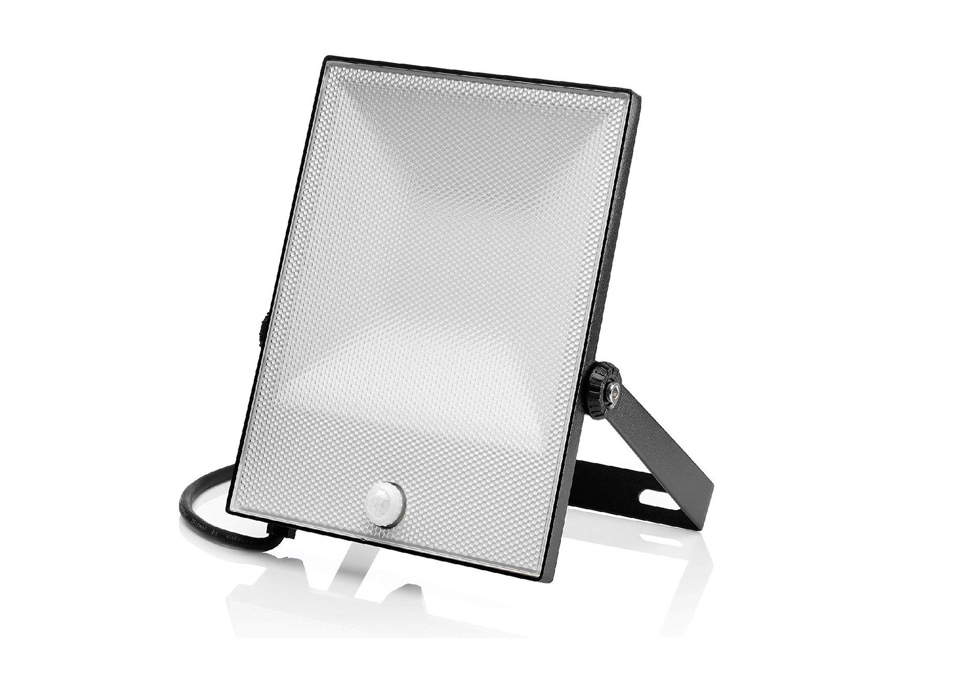 Best outdoor security lights enhance your home security with these