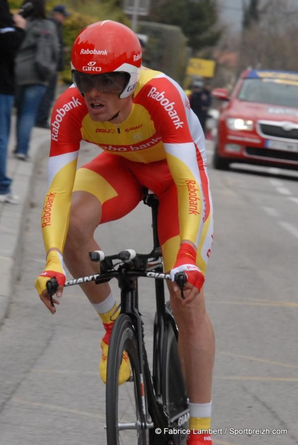 Luis Leon Sanchez (Rabobank) lost 1:40.
