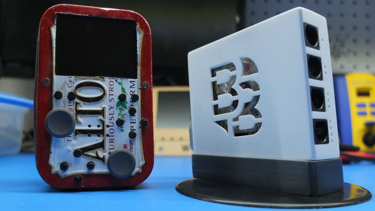 'World's smallest' Wii is the size of a deck of cards, uses custom PCBs