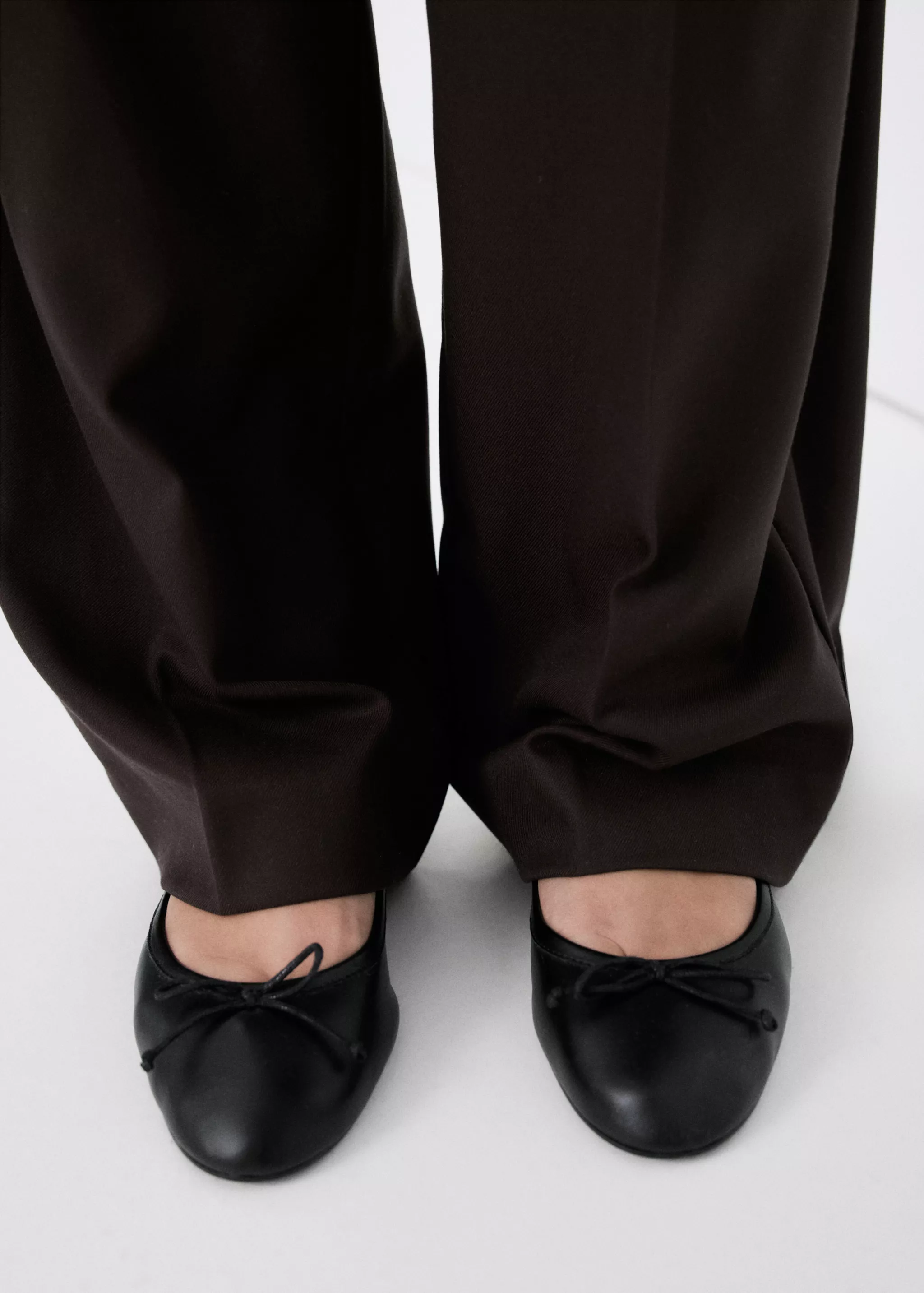 Leather Ballet Flats With Bow - Women | Mango United Kingdom