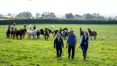 Sarah Wynn, of ADAS, Peter Hockenhull, and White Griffin&rsquo;s Ruth Dancer, pictured at Shade Oak Stud.