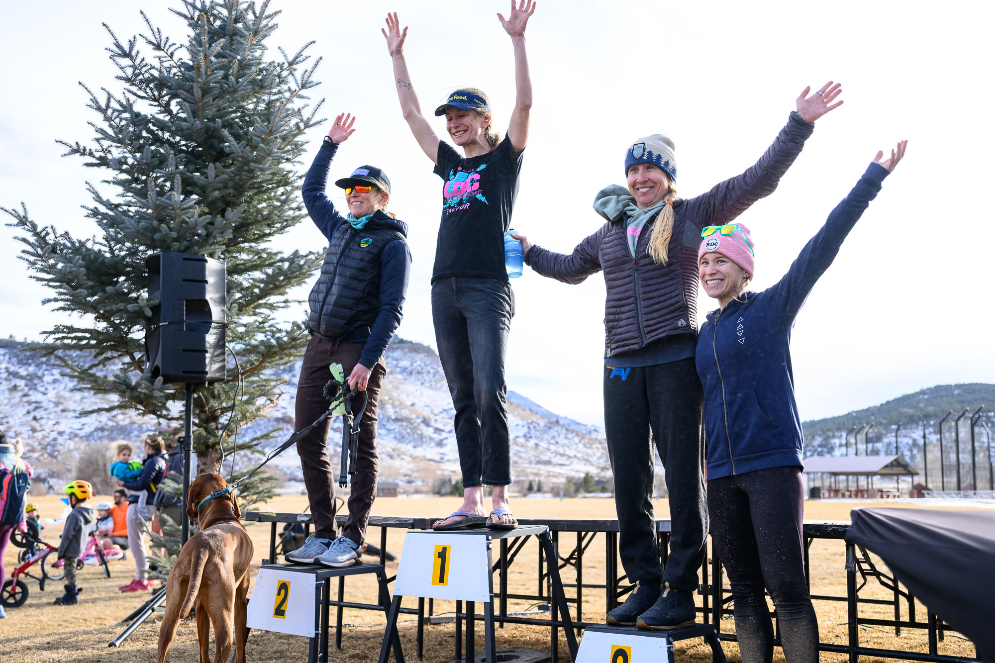 Woen's pro podium, Lauren De Crescenzo on the top step as winner in 2025