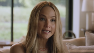 Jennifer Lawrence's Maddie talking to Percy's parents in No Hard Feelings