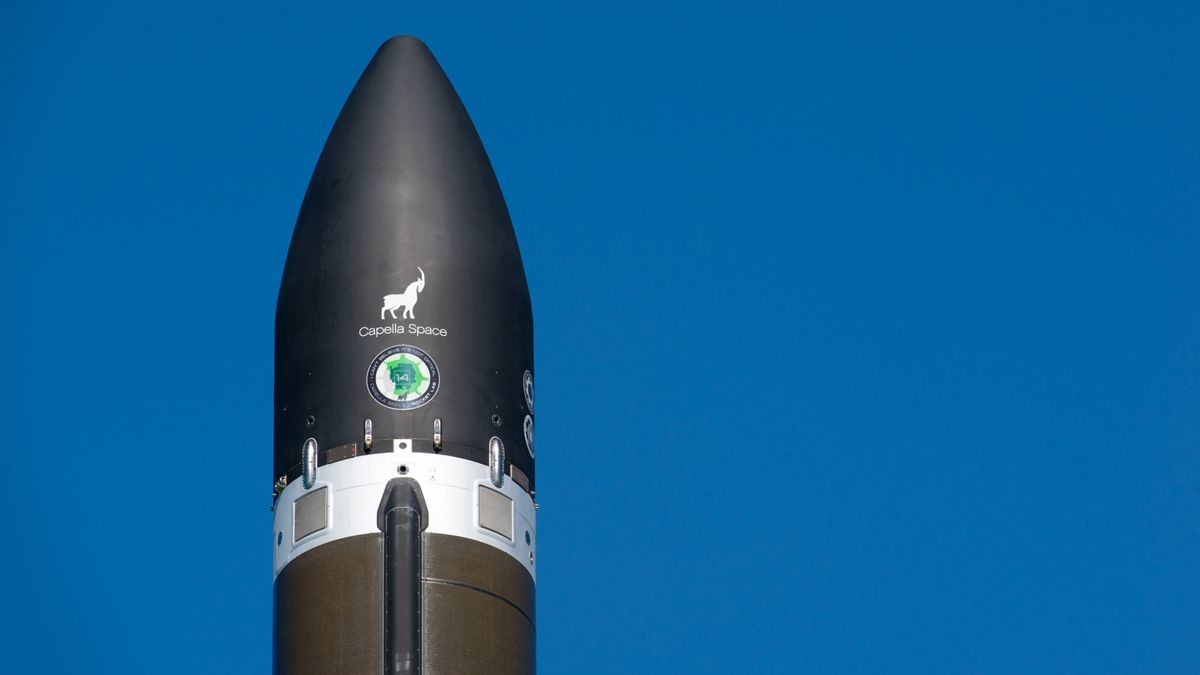 Watch Rocket Lab launch rocket with preflown engine for 1st time today ...