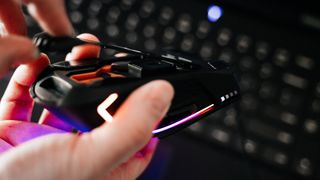 Gigabyte Aorus M5 Gaming Mouse review