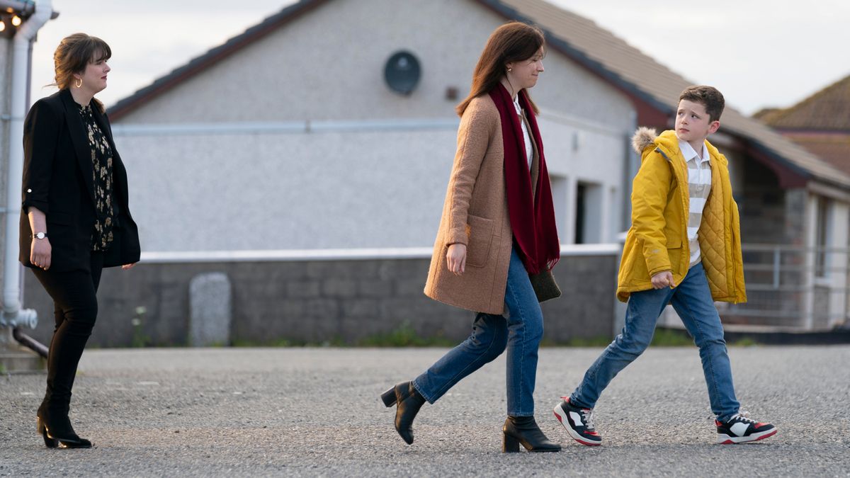 Tosh watches Annie and Noah walk to their car in Shetland season 9 episode 6