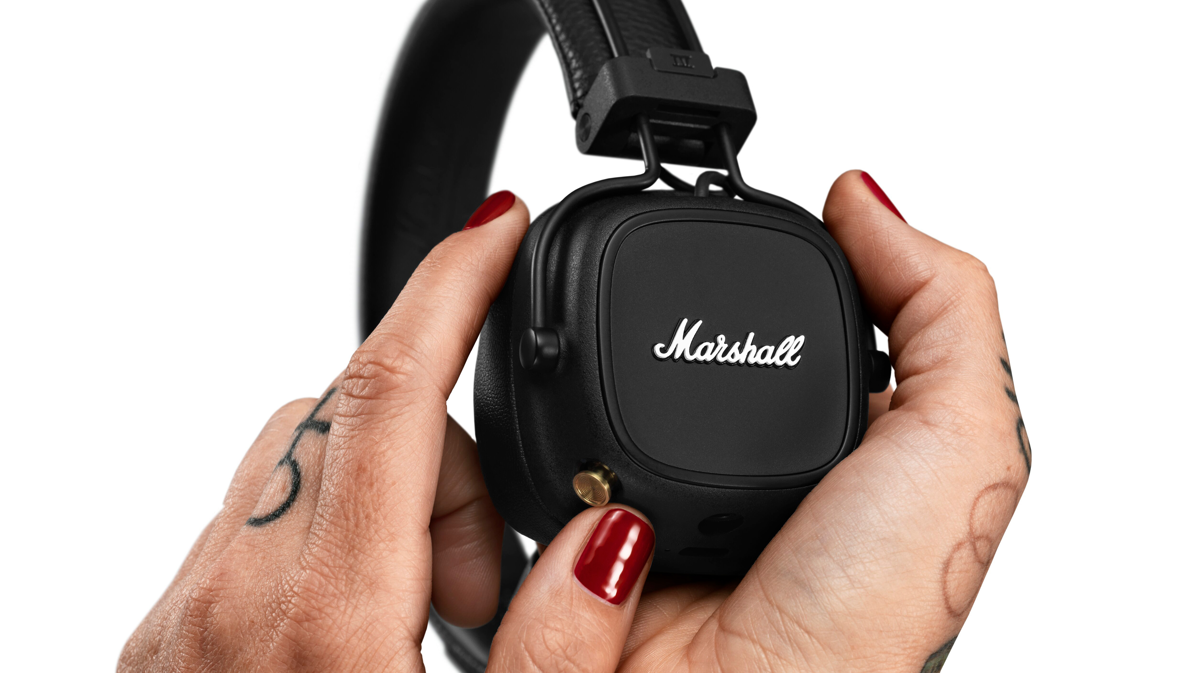 Marshall Major IV headphones