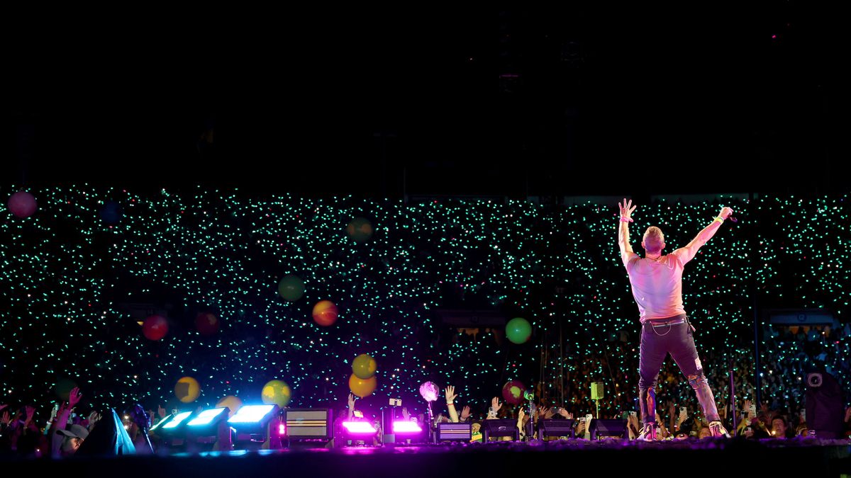 Coldplay singer Chris Martin in front of a huge crowd