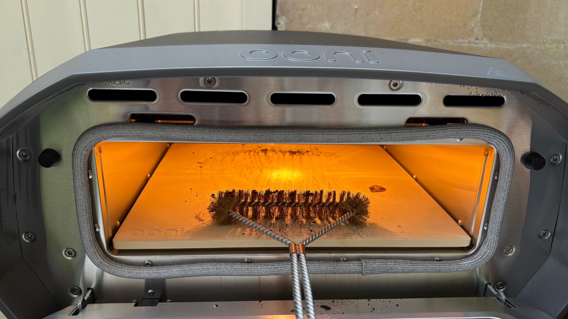 Testing the Ooni Volt Pizza Oven