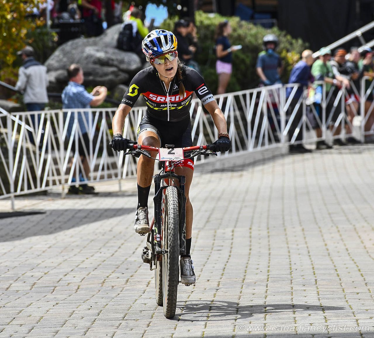 Kate Courtney (USA) Scott-SRAM MTB Racing struggled mid-race