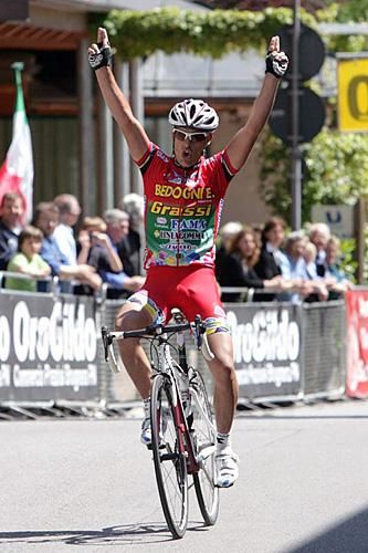 Porte wins stage two of the Giro del Friuli Venezia Giulia, just one of his victories in 2009.