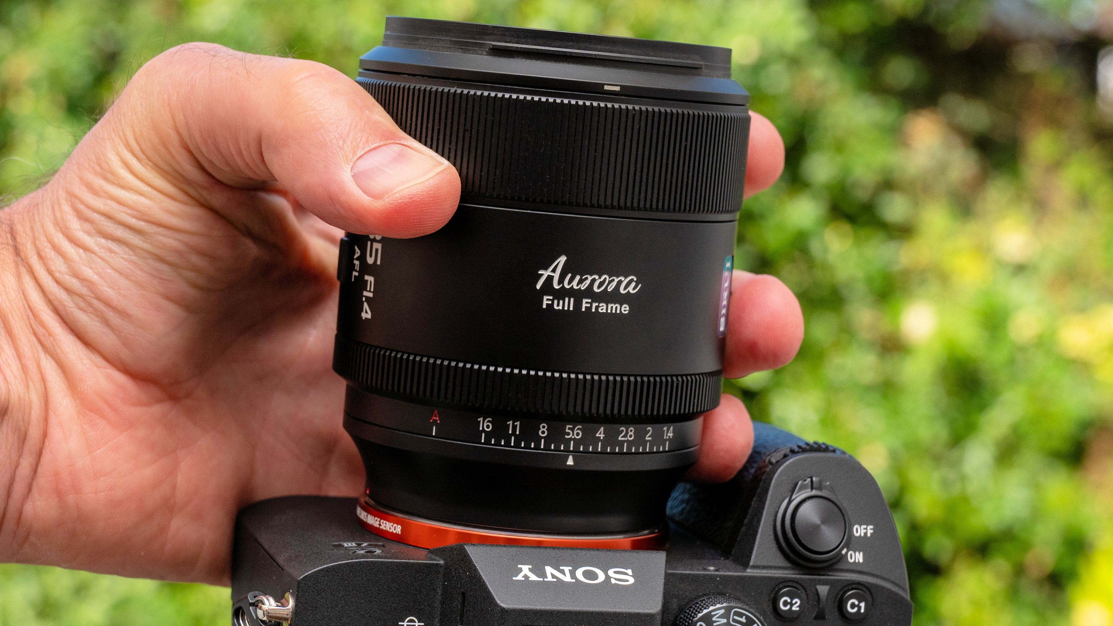 Sirui Aurora 85mm f/1.4 product image