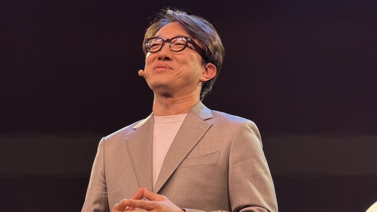 Galaxy Unpacked smart glasses.