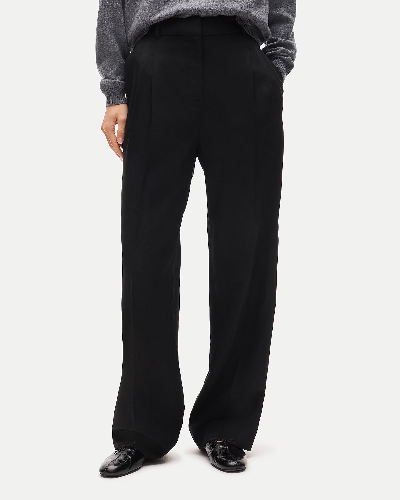 Arched Trouser